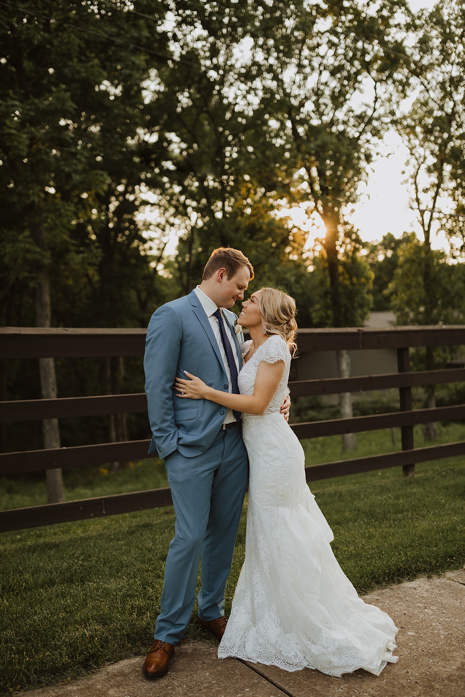 St. Louis Backyard Wedding | Abby Rose Photography