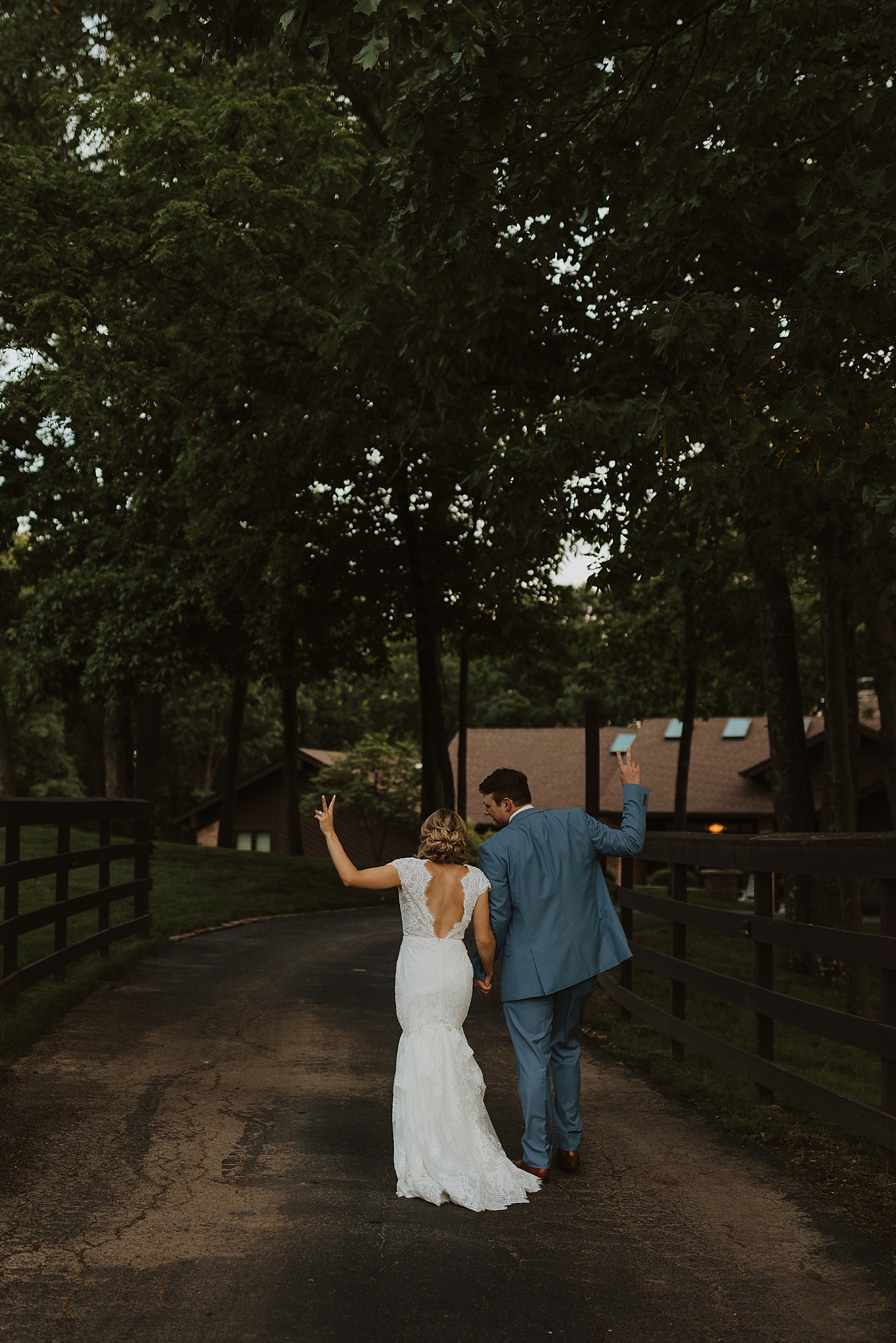 St. Louis Backyard Wedding | Abby Rose Photography