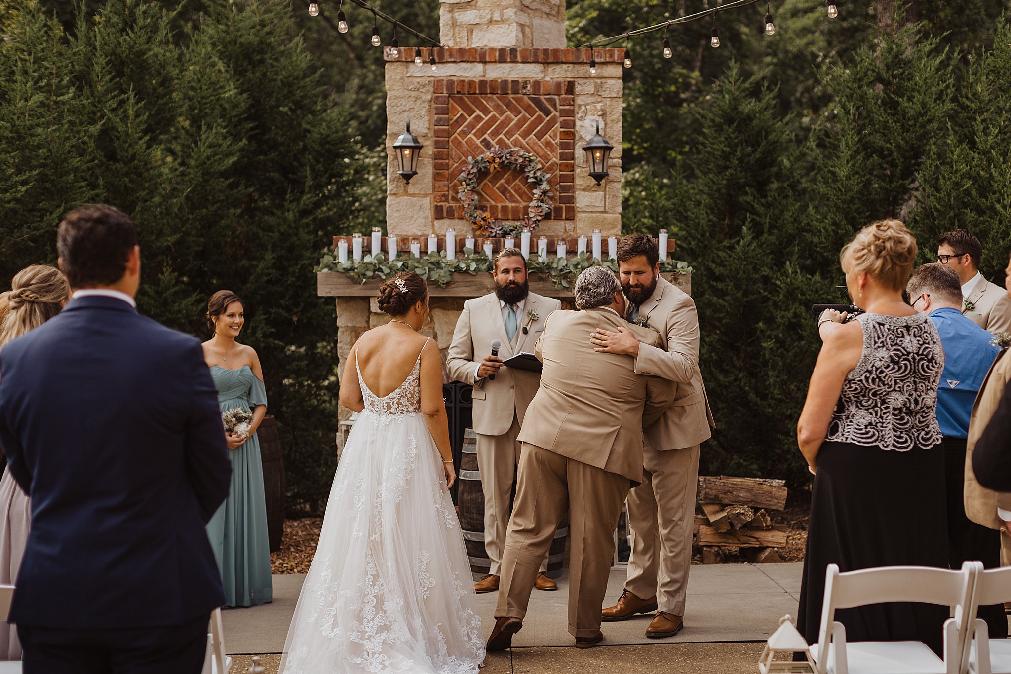Silver Oaks Chateau Outdoor Wedding Ceremony