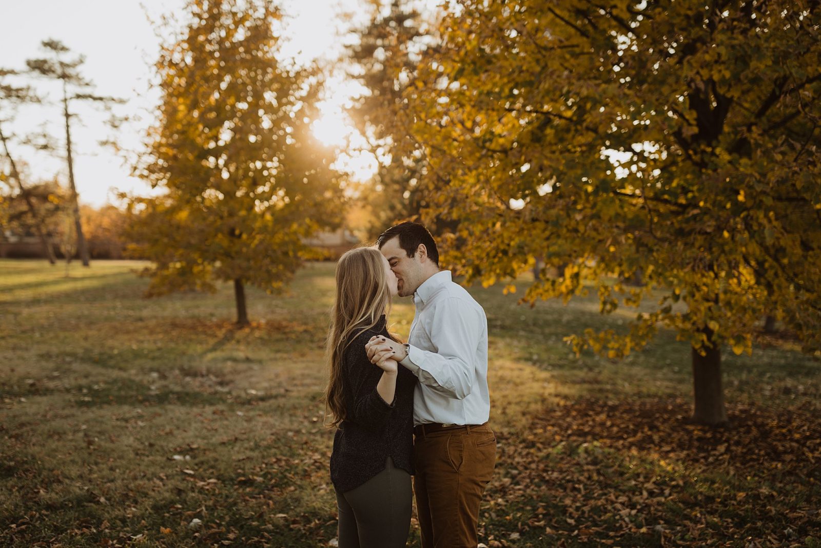 Art Hill Engagement Photos // maggie & charles - abbyrose-photo.com