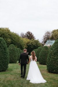 Wedding Photos at The Elms, Romantic Wedding Photos, Documentary Style Wedding Photos, Film Wedding Photography, Candid Wedding Photos, Storytelling Wedding Photography, Rhode Island Wedding Photographer, Newport Wedding Photographer, New York Wedding Photographer, Classy Wedding Aesthetic, Chic Wedding Style, | @abbyrosephoto_