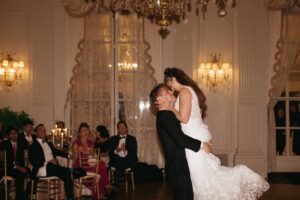 Rosecliff Mansion Wedding, Romantic Wedding Photos, Documentary Style Wedding Photos, Film Wedding Photography, Candid Wedding Photos, Storytelling Wedding Photography, Rhode Island Wedding Photographer, Newport Wedding Photographer, New York Wedding Photographer, Classy Wedding Aesthetic, Chic Wedding Style, | @abbyrosephoto_