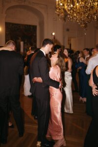 Rosecliff Mansion Wedding, Romantic Wedding Photos, Documentary Style Wedding Photos, Film Wedding Photography, Candid Wedding Photos, Storytelling Wedding Photography, Rhode Island Wedding Photographer, Newport Wedding Photographer, New York Wedding Photographer, Classy Wedding Aesthetic, Chic Wedding Style, | @abbyrosephoto_