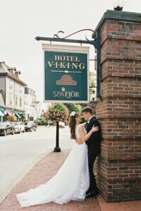 Romantic Wedding Photos, Documentary Style Wedding Photos, Film Wedding Photography, Candid Wedding Photos, Storytelling Wedding Photography, Rhode Island Wedding Photographer, Newport Wedding Photographer, New York Wedding Photographer, Classy Wedding Aesthetic, Chic Wedding Style, | @abbyrosephoto_