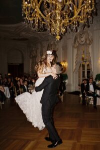 Rosecliff Mansion Wedding, Romantic Wedding Photos, Documentary Style Wedding Photos, Film Wedding Photography, Candid Wedding Photos, Storytelling Wedding Photography, Rhode Island Wedding Photographer, Newport Wedding Photographer, New York Wedding Photographer, Classy Wedding Aesthetic, Chic Wedding Style, | @abbyrosephoto_